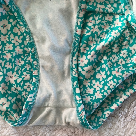 Kona Sol Green Floral One-Piece Swimsuit Size L - Picture 5 of 7